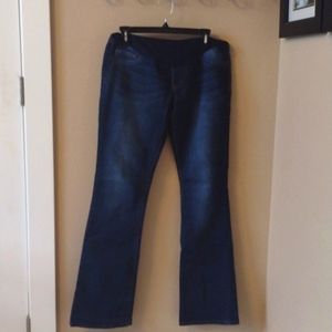 It maternity stretchy jeans